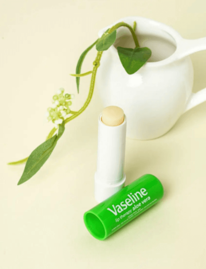 Vaseline Lip Therapy Aloe Vera /Уруул өнгөлөгч/ TM - 3
